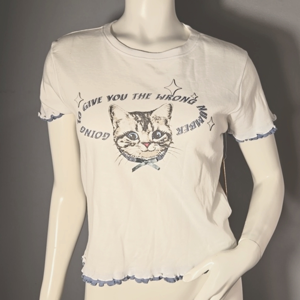 Messy Bun Just Chillin "Going to Give You the Wrong Number" Tee Size M